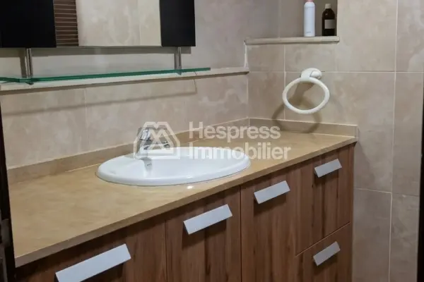 Bel appartement à vendre à Palmier San vis à vis