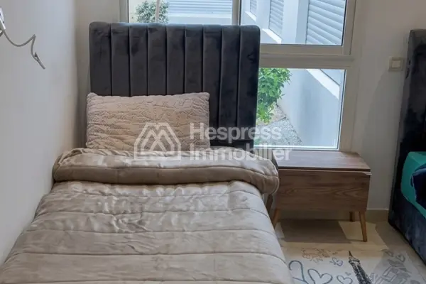 Vend appartement a sidi rahal. Surface 73 m². Belle terrasse vue jardin