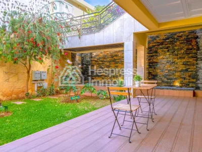 Villa de luxe a vendre sur Av Mohamed 6