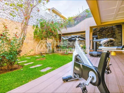 Villa de luxe a vendre sur Av Mohamed 6