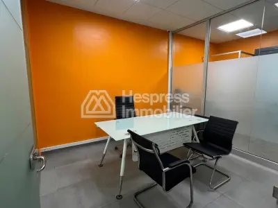 مكاتب للإيجار في سيدي معروف . مساحة 138 متر مربع