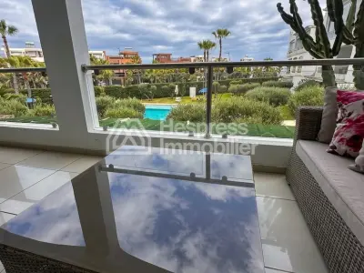 تخيل حياتك الجديدة بين المسبح والشاطئ...