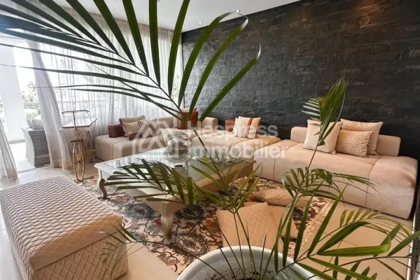 Imaginez votre nouvelle vie entre piscine et plage…