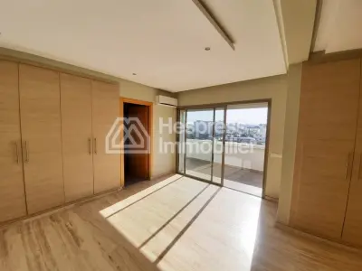 Luxury duplex for rent, 200 m², in Ferme Bretonne