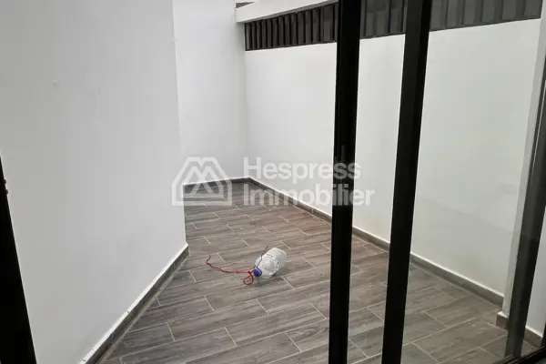 Offices for sale at Palmier . Area 75 m²
