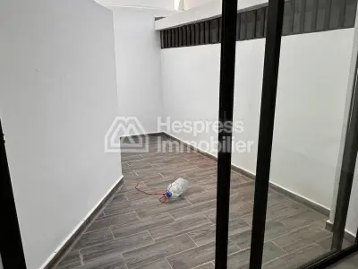 Offices for sale at Palmier . Area 75 m²