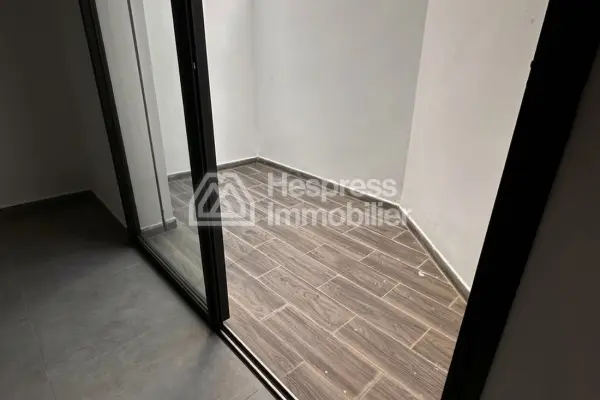 Offices for sale at Palmier . Area 46 m²
