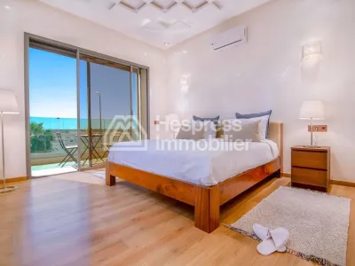 Villa de luxe a vendre sur Av Mohamed 6
