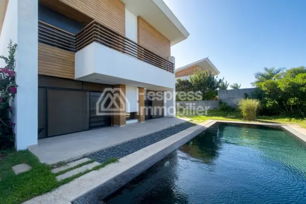 For Rent – ​​Stunning Unfurnished Villa in CGI Bouskoura Ville verte
