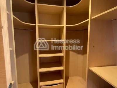 للإيجار – فيلا رائعة غير مفروشة في CGI بوسكورة Ville verte