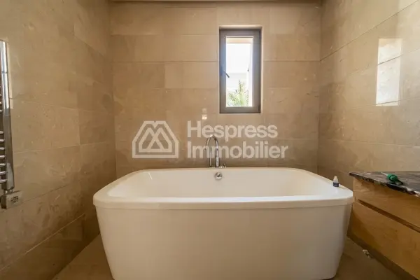 For Rent – ​​Stunning Unfurnished Villa in CGI Bouskoura Ville verte