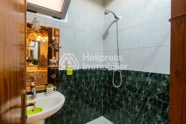 For Sale – 50 m² Apartment – ​​Burgundy