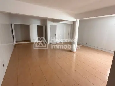 À Louer – Villa de Luxe Vide à Ain Diab