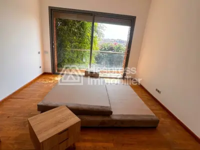 À Louer – Villa de Luxe Vide à Ain Diab