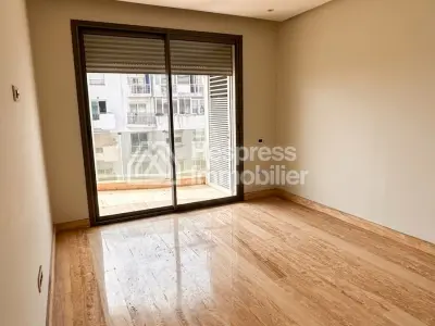 شقة للإيجار في غوتييه