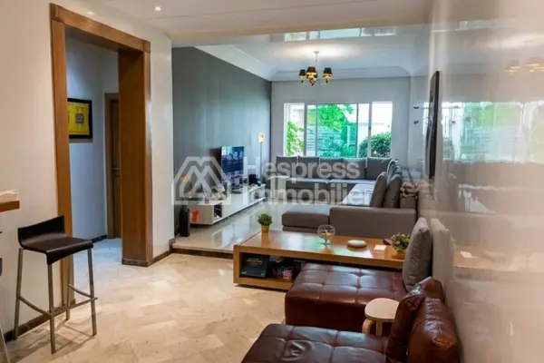 High-end furnished studio apartment for rent – Les Hôpitaux