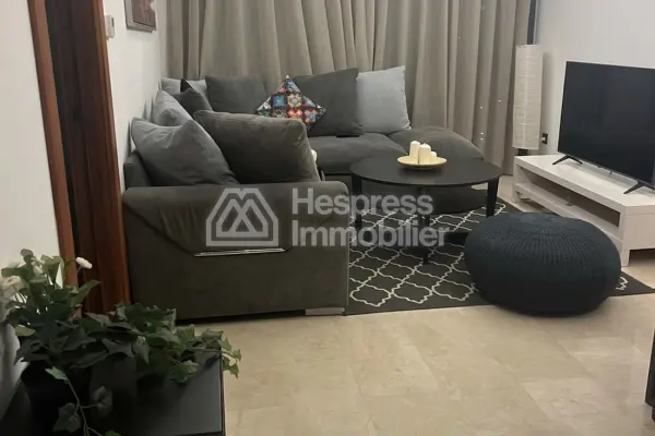 Furnished studio apartment for rent CFC tour33