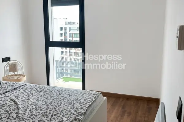 Furnished studio apartment for rent CFC tour33