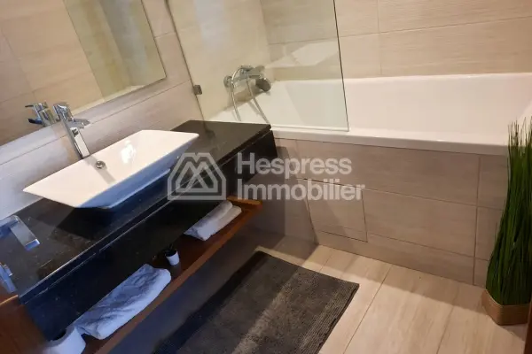 Furnished studio apartment for rent with CFC