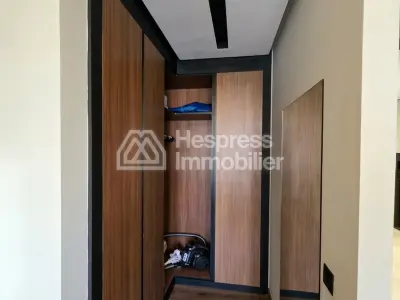 Studio meublé à louer UPTOWN CFC