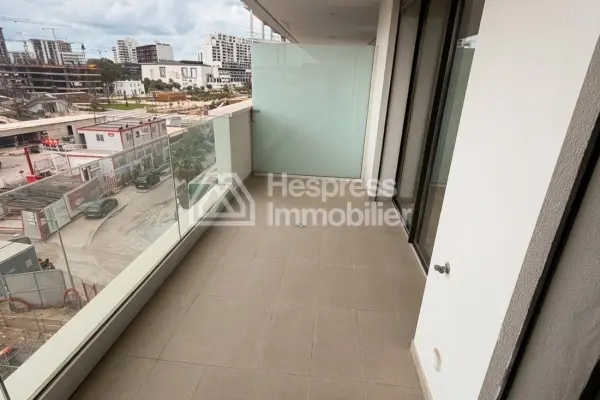 Luxury new studio apartment for sale (CFC)