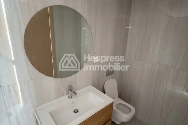 Luxury new studio apartment for sale (CFC)