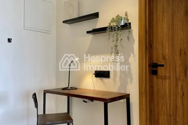 Appartement à vendre à Palmier. 1 jolie chambre. Concierge et climatisation.