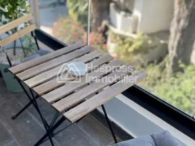 Appartement à vendre à Palmier. 1 jolie chambre. Concierge et climatisation.