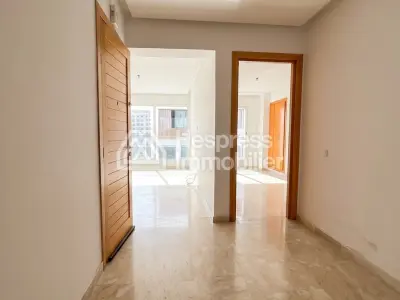 Empty apartment Gautier
