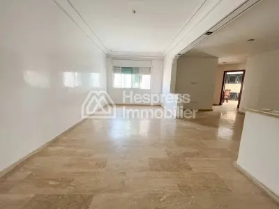Apartment for sale in Mer's Sultan