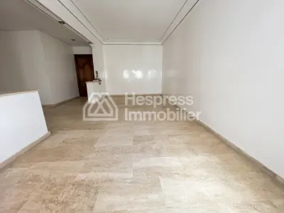 Apartment for sale in Mer's Sultan
