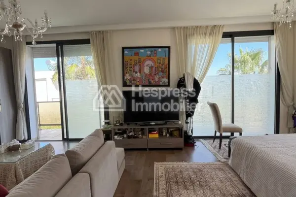 Luxury villa for sale in Dar Bouazza . 3 comfortable bedrooms. Furnished.