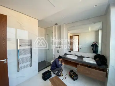 Top unfurnished villa for rent Aïn Diab with garden and pool
