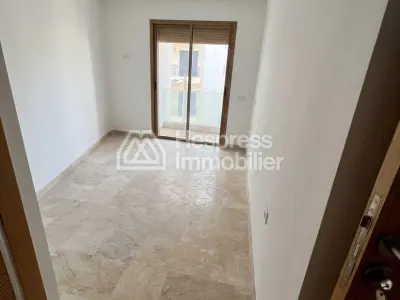Location appart Vide deux ch palmier neuf