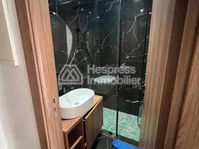 Top furnished studio apartment for rent in the Princess district