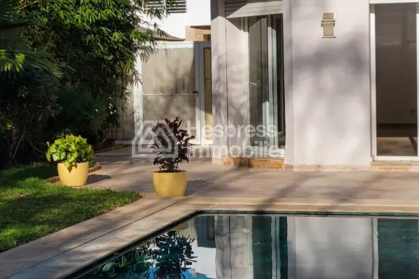 Beautiful villa for rent Californie with pool and garden