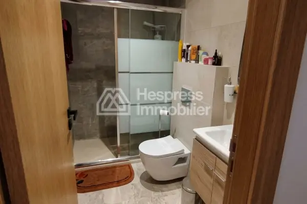 Top-quality, brand-new three-bedroom apartment for rent Californie furnished