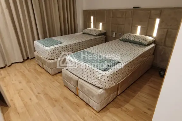 Top-quality, brand-new three-bedroom apartment for rent Californie furnished