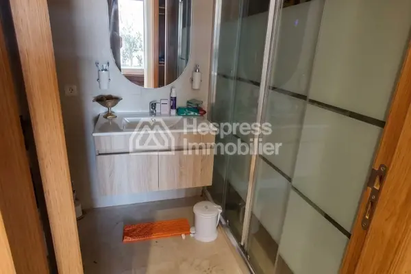 Top-quality, brand-new three-bedroom apartment for rent Californie furnished