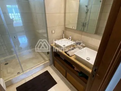 Top apartment for sale Racine three bedrooms