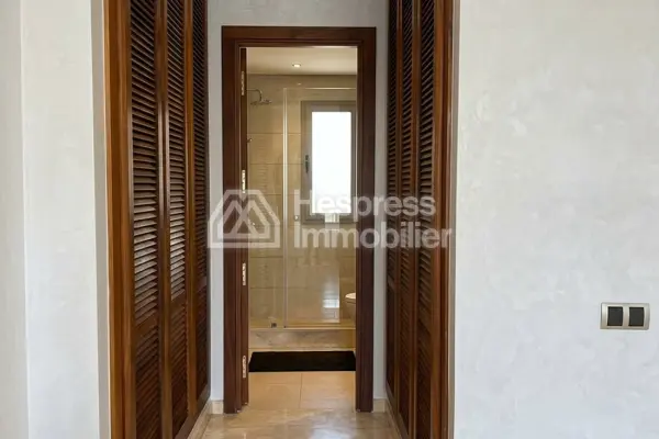 Top apartment for sale Racine three bedrooms