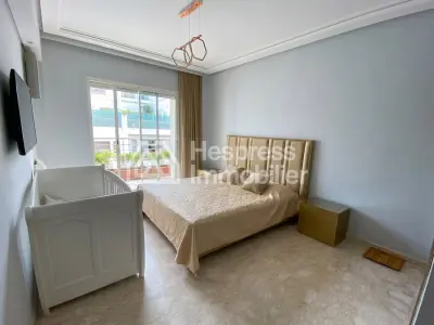Top apartment for sale Racine three bedrooms