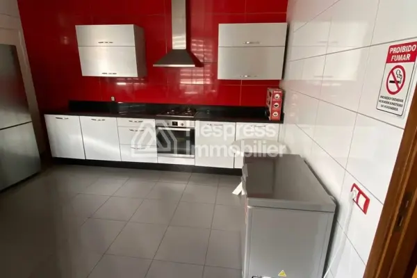 Top apartment for sale Racine three bedrooms