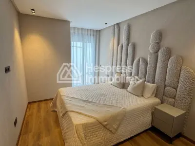 Appartement à l'achat à Les princesses. 1 chambre. Salon typique marocain, résidence sécurisée
