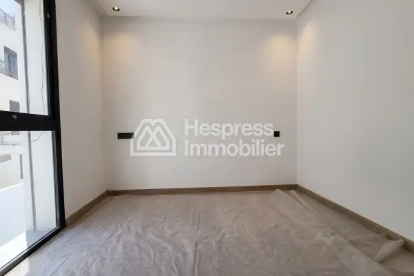 Appartement à l'achat à Palmier. 1 Pièce. Porte blindée, sécurité