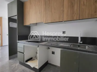Appartement à l'achat à Palmier. 1 Pièce. Porte blindée, sécurité