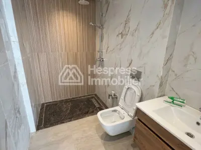 Vente d'un bel appartement à Ferme Bretonne Hay Arraha. Superficie 115 m². Antenne parabolique et sécurité