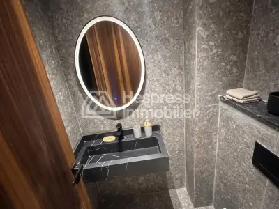 Appartement à l'achat à Anfa. 1 Pièce. Meublé