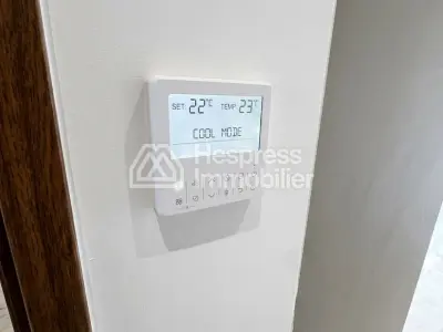 Apartment for sale at Palmier . 50 sq m. Air conditioning and fireplace.