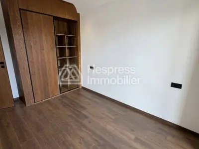 Apartment for sale at Palmier . 50 sq m. Air conditioning and fireplace.